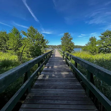 Gut Time * Smoldzinski Las